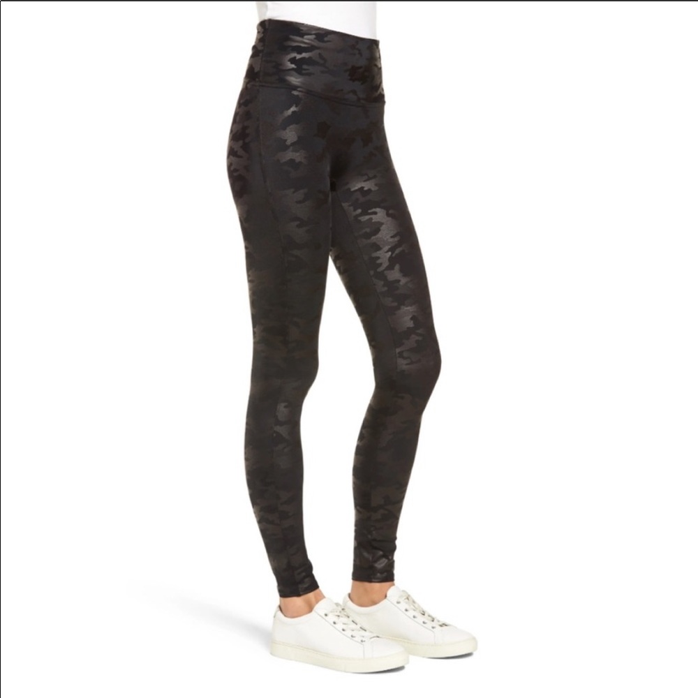 Spanx Faux Leather Camo Leggings - Picture 5 of 7
